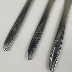 FINAL SALE Utica Cameo Rose Stainless Steel Butter Knives 8" Set of 3 Flatware